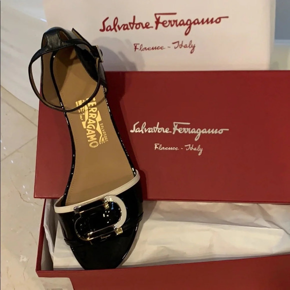 New Salvatore Ferragamo Glenn Anklel Shoes size 8 - Picture 7 of 8